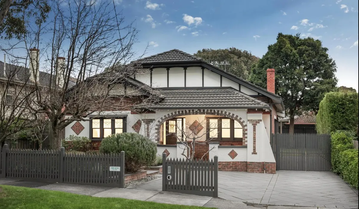 Cover for Best Home Painting Services for Melbourne Homeowners